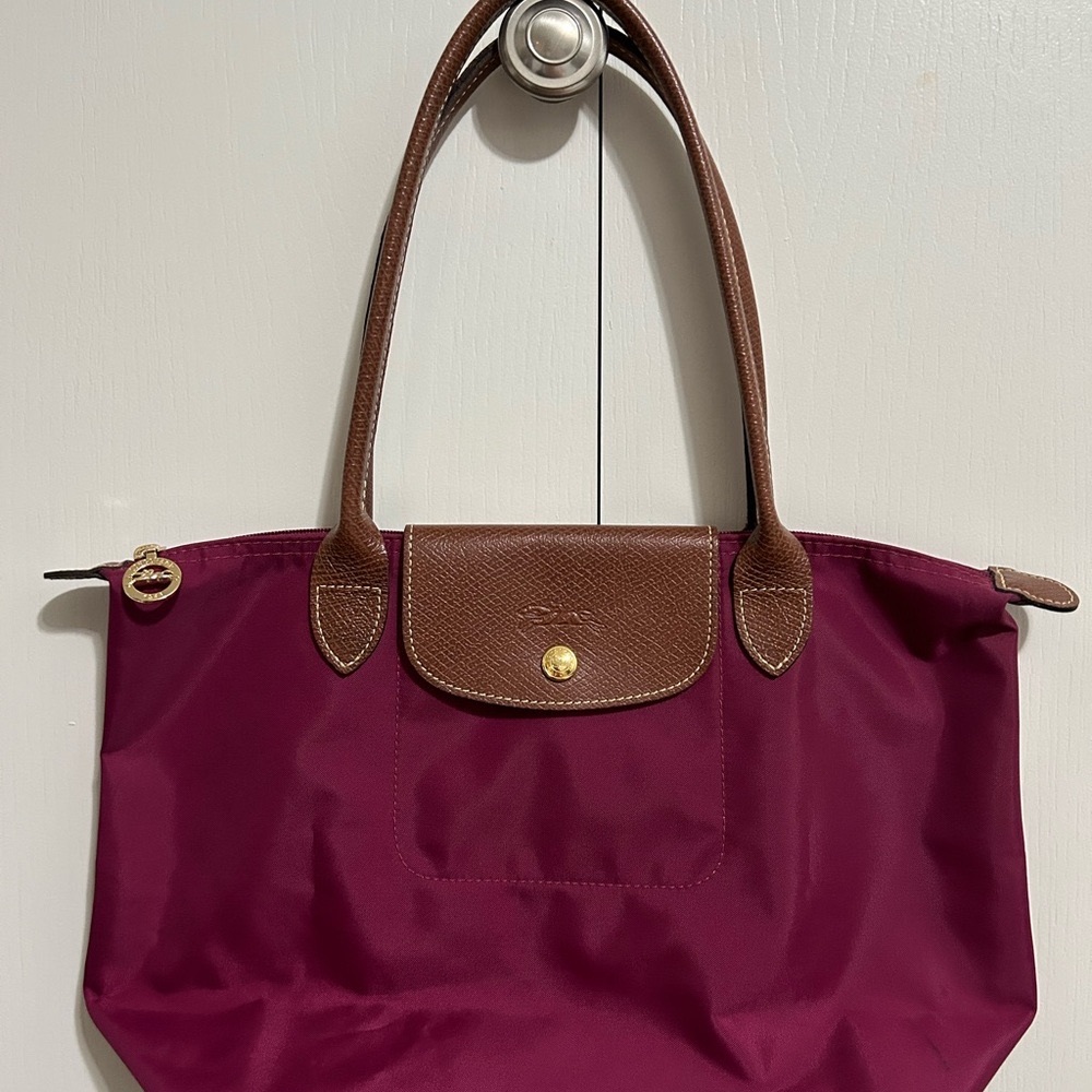 Longchamp Le Pliage Tote Medium
